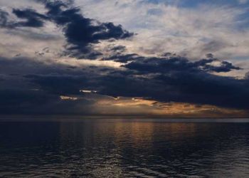 Ο Καιρός Σήμερα: Ηλιοφάνεια με νεφώσεις και σποραδικές βροχές και ενδεχομένως καταιγίδες