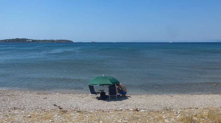 Ο Καιρός Σήμερα: Υψηλές θερμοκρασίες με νεφώσεις και τοπικές βροχές Ο Καιρός Σήμερα: Υψηλές θερμοκρασίες με νεφώσεις και τοπικές βροχές