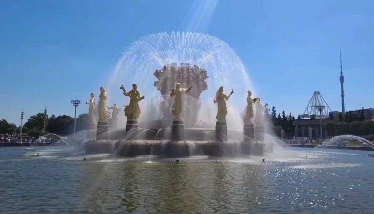 Ρωσία: Έχουμε ωραίες γυναίκες, βότκα και… φθηνό ρεύμα – Ο χειμώνας έρχεται, μετακομίστε εδώ