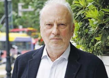 Ρόμπερτ Ουίλιαμς: Πέθανε ο διάσημος Έλληνας τραγουδιστής (vid)