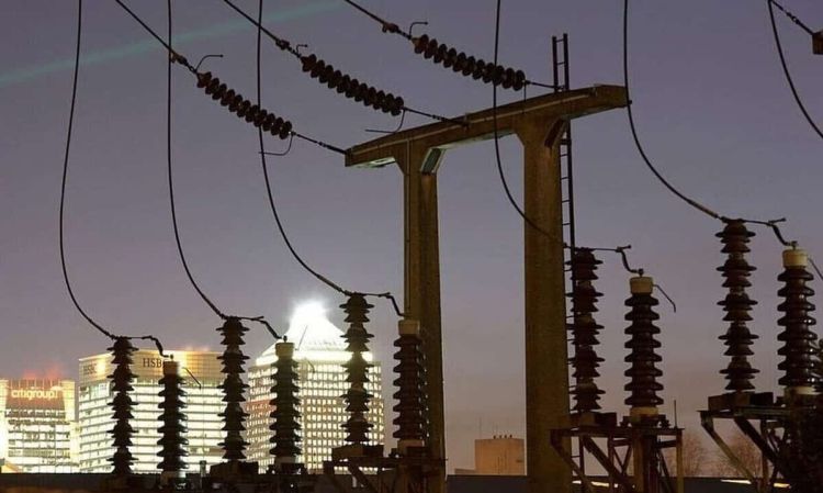 Σπάει κάθε ρεκόρ η τιμή ρεύματος, πάνω από 1000 ευρώ τα προθεσμιακά συμβόλαια ρεύματος