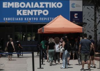 Τα νέα εμβόλια θα προστατεύουν και από τη νόσηση με κοροναϊό
