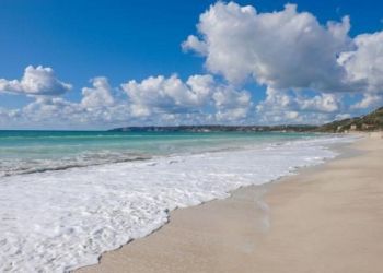 Τουρισμός: Το Success Story και οι προορισμοί που βουλιάζουν