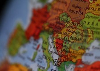 Τουρκική ανάλυση: Ρωσία και σέρβοι εθνικιστές βάζουν φωτιά στα Βαλκάνια