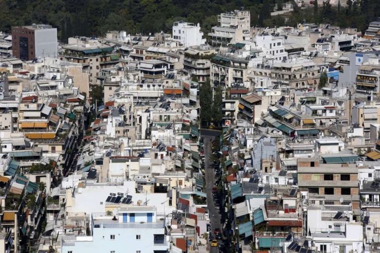 Φθηνή στέγαση: Κρατική επιχορήγηση με λεφτά στο χέρι ή άτοκα δάνεια για ανακαίνιση σπιτιών – Ποιοι οι δικαιούχοι