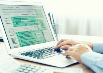 Φορολογικές δηλώσεις: Μέχρι τέλη Αυγούστου η υποβολή τους – Οι ημερομηνίες πληρωμής και οι δόσεις