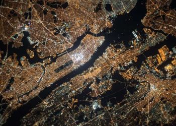 Ψηφιακός αυταρχισμός: Αυξήθηκαν τα διαδικτυακά «lockdown» το 2021