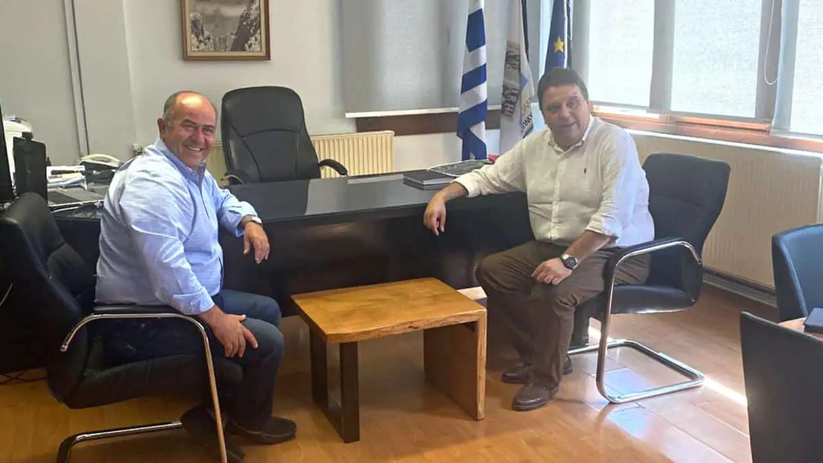 Δήμος Δίου-Ολύμπου: Συνάντηση του Δημάρχου Βαγγέλη Γερολιόλιου με τους νέους Διευθυντές Α'θμιας και Β'θμιας Εκπαίδευσης Πιερίας Δήμος Δίου Ολύμπου: Συνάντηση του Δημάρχου Βαγγέλη Γερολιόλιου με τους νέους Διευθυντές Α’θμιας και Β’θμιας Εκπαίδευσης Πιερίας