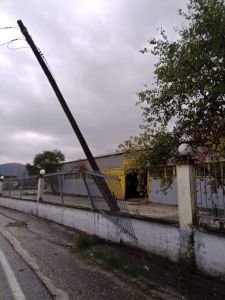 Καλαμπάκα: Βυθίστηκε στο νερό η πόλη μετά την σφοδρή βροχόπτωση