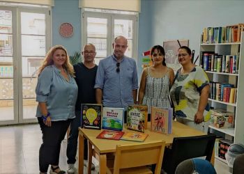 «Μαμάδες σε δράση»: Δωρεά παιδικών βιβλίων στη δημοτική βιβλιοθήκη Κατερίνης