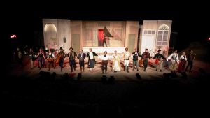 «Ο Κουρέας της Σεβίλλης» χάρισε στο κοινό υπέροχες ερμηνείες, τραγούδια και  χορογραφίες  σε μια παράσταση υψηλής αισθητικής