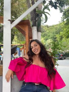 Οι δημιουργίες του Valkyrja Collection θα κοσμήσουν το Beach Bar «Χαλαρά»