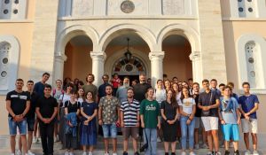 Προσκύνημα στην Τήνο στελεχών νεότητας της Ιεράς Μητροπόλεως Κίτρους Προσκύνημα στην Τήνο στελεχών νεότητας της Ιεράς Μητροπόλεως Κίτρους