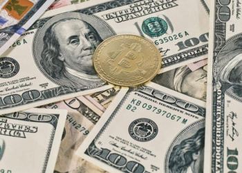 Έβαλαν κατά λάθος στον λογαριασμό της 10,5 εκατ. δολάρια – Το κατάλαβαν αφού είχε ήδη αγοράσει έπαυλη