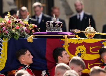 Βασίλισσα Ελισάβετ: Στη βασιλική κρύπτη η σορός της – Τέλος εποχής