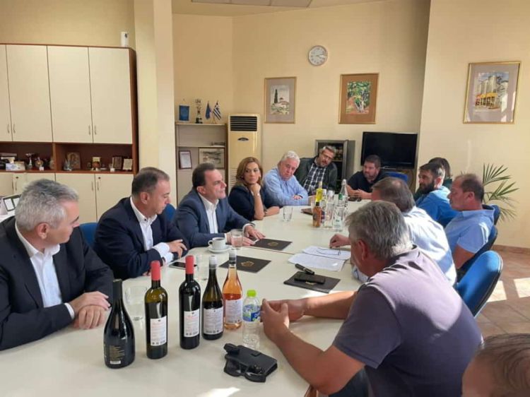 Γεωργαντάς από Ελασσόνα: Η ενίσχυση στους κτηνοτρόφους θα συνδεθεί με τον αριθμό ζώων και την πραγματική παραγωγή Γεωργαντάς από Ελασσόνα: Η ενίσχυση στους κτηνοτρόφους θα συνδεθεί με τον αριθμό ζώων και την πραγματική παραγωγή