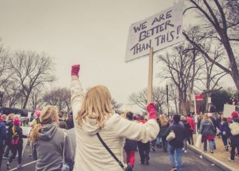 ΔΝΤ: Ο κόσμος θα βγει στους δρόμους εάν δεν μειώσουμε τον πληθωρισμό