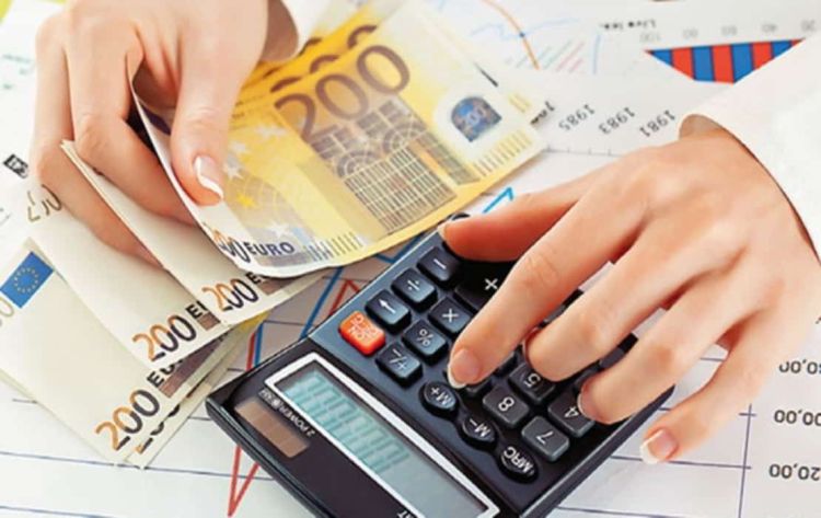 Διαγραφή οφειλών για 340.000 μη μισθωτούς, ξεμπλοκάρεται η συνταξιοδότηση τους Διαγραφή οφειλών για 340.000 μη μισθωτούς, ξεμπλοκάρεται η συνταξιοδότηση τους