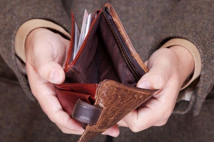 Νάρκη στην τσέπη μας η ενεργειακή κρίση - Θα κοστίσει έως 800 ευρώ σε μια μέση οικογένεια Νάρκη στην τσέπη μας η ενεργειακή κρίση – Θα κοστίσει έως 800 ευρώ σε μια μέση οικογένεια