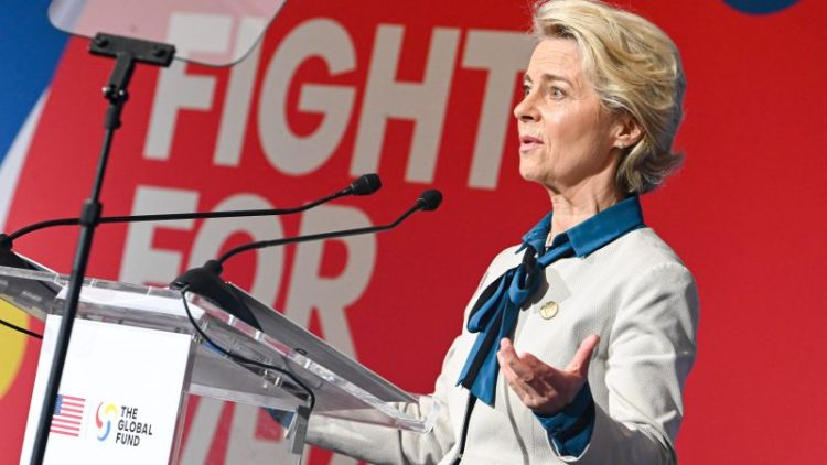 Οι Βρυξέλλες δίνουν «το τεκμήριο αθωότητας» στη νέα ιταλική κυβέρνηση