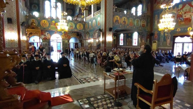 Ομιλία του ιατρού και ιεραποστόλου π. Ευαγγέλου Παπανικολάου στην Κατερίνη