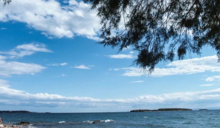 Ο Καιρός Σήμερα: Βελτιωμένος με τοπικές νεφώσεις