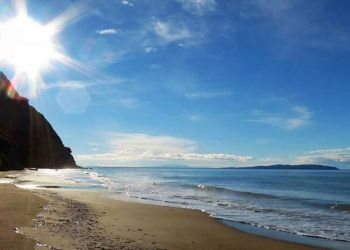 Ο Καιρός Σήμερα: Ηλιοφάνεια και άνοδος της θερμοκρασίας σε ολόκληρη τη χώρα