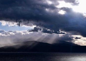 Ο Καιρός Σήμερα: Ηλιοφάνεια, σήμερα Σάββατο με λίγες νεφώσεις, θερμοκρασία σε φυσιολογικά για την εποχή επίπεδα