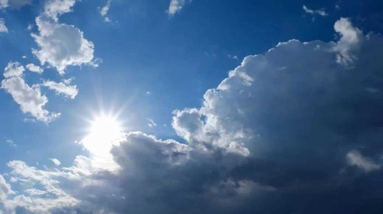 Ο Καιρός Σήμερα: Κυριακή με καλές καιρικές συνθήκες με λίγες τοπικές νεφώσεις Ο Καιρός Σήμερα: Κυριακή με καλές καιρικές συνθήκες με λίγες τοπικές νεφώσεις