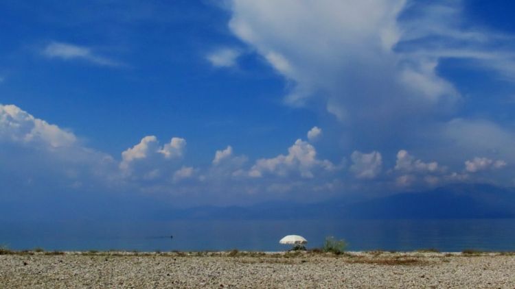 Ο Καιρός Σήμερα: Λίγες νεφώσεις με μικρή άνοδος της θερμοκρασίας Ο Καιρός Σήμερα: Λίγες νεφώσεις με μικρή άνοδος της θερμοκρασίας