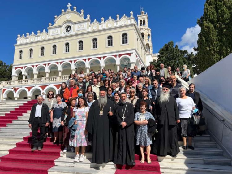 Προσκύνημα στην Ιερά Νήσο Τήνο από την Ιερά Μητρόπολη Κίτρους