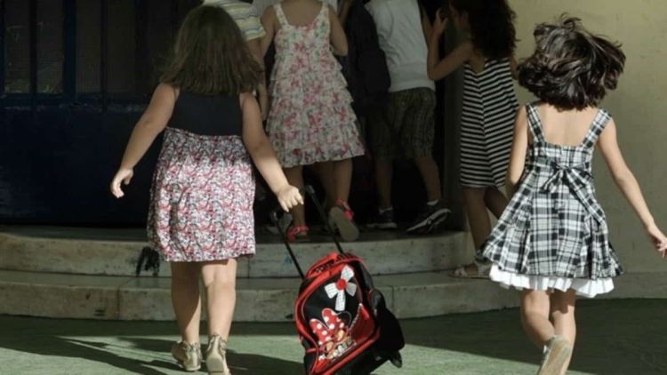 Χτυπάει το «πρώτο κουδούνι» της νέας σχολικής χρονιάς Χτυπάει το «πρώτο κουδούνι» της νέας σχολικής χρονιάς