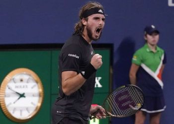 Davis Cup: Ο Τσιτσιπάς έστειλε την Ελλάδα στα playoffs ανόδου Davis Cup: Ο Τσιτσιπάς έστειλε την Ελλάδα στα Playoffs ανόδου