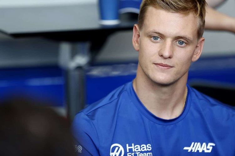 Formula 1: Ο Φέτελ προτείνει τον Μικ Σουμάχερ στη Mclaren μετά το ναυάγιο με τη Ferrari