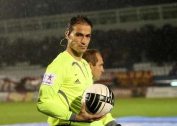 H μάχη του διαιτητή Δημήτρη Θάνου με την κατάθλιψη και τον αλκοολισμό