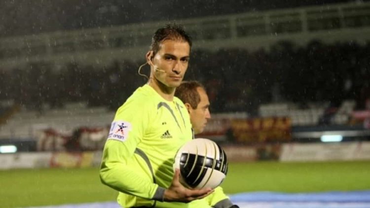 H μάχη του διαιτητή Δημήτρη Θάνου με την κατάθλιψη και τον αλκοολισμό H μάχη του διαιτητή Δημήτρη Θάνου με την κατάθλιψη και τον αλκοολισμό