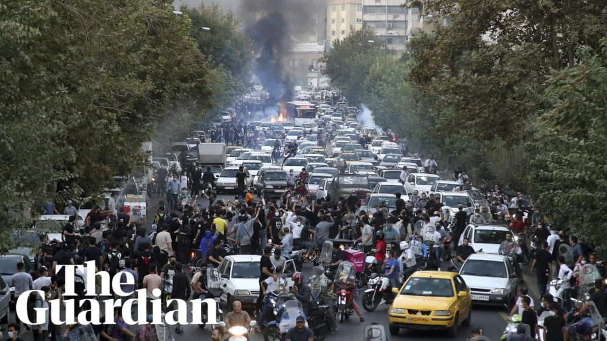 Iράν: Χάος στην 7η ημέρα των διαδήλώσεων – Παγκόσμια ανησυχία και καταδίκη για το σκοταδισμό