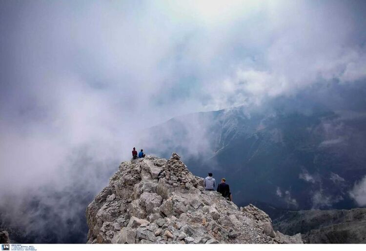 Όλυμπος: Στο Νοσοκομείο Ορειβάτης Που Τραυματίστηκε Στα 2.100 Μέτρα – Η Μεγαλύτερη Ατυχία Της Ζωής Του