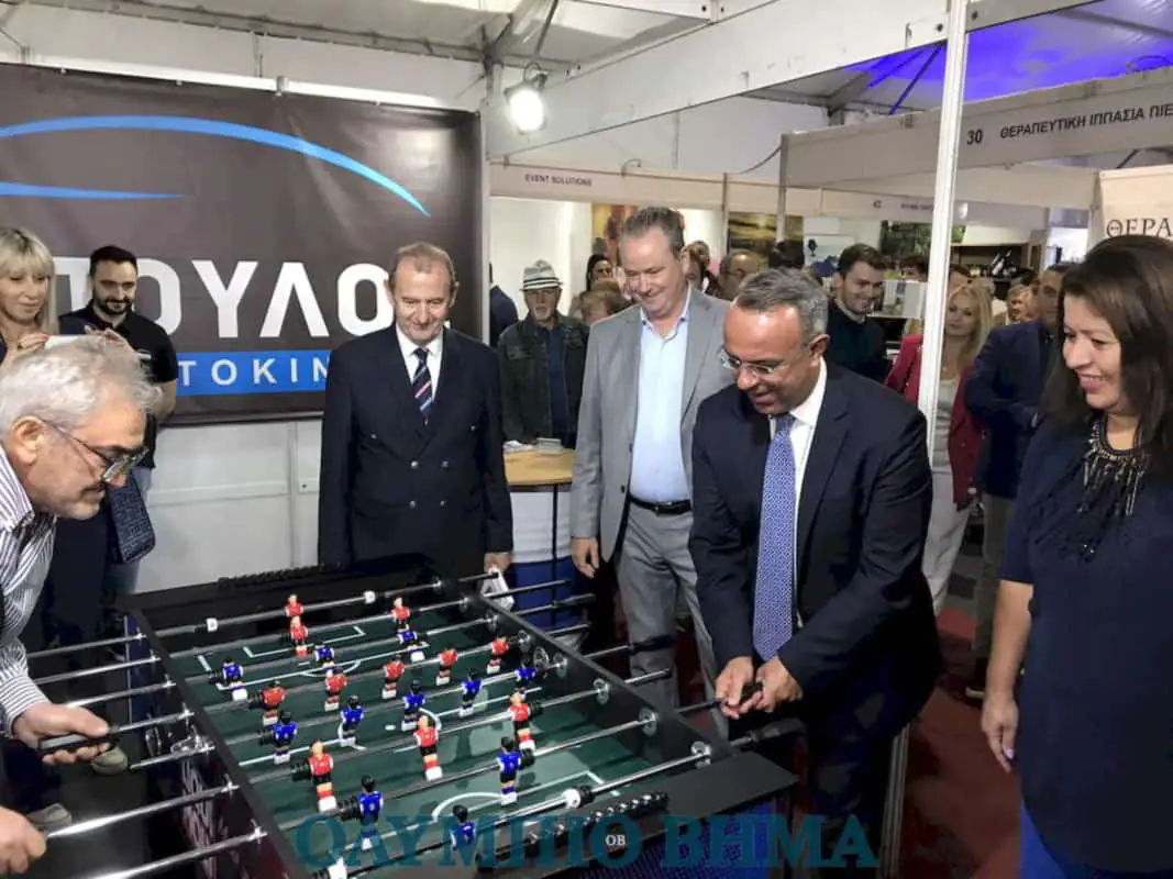 Δεν αρνήθηκε ένα γρήγορο «ματσάκι» ποδοσφαιράκι Δεν αρνήθηκε ένα γρήγορο «ματσάκι» ποδοσφαιράκι