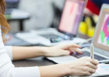 Η παρουσίαση της νέας συνεργασίας της ΔΥΠΑ με την Amazon Web Services