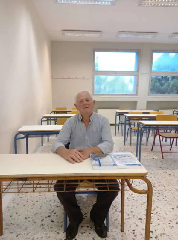 Κατερίνη: Κάθισε ξανά στα θρανία σε ηλικία... 77 ετών! Κατερίνη: Κάθισε ξανά στα θρανία σε ηλικία… 77 ετών!