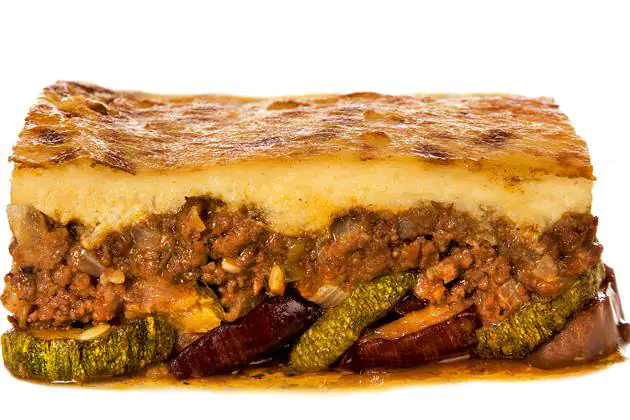 Μουσακάς, ένα υπέροχο ελληνικό πιάτο Μουσακάς, ένα υπέροχο ελληνικό πιάτο