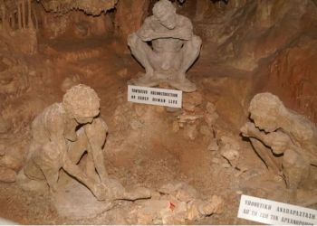 «Ο Αρχάνθρωπος των Πετραλώνων» – Ανοίγει ξανά το Σπήλαιο και «λύνεται» το μυστήριο