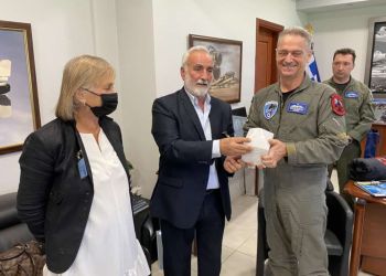 Ο οργανισμός «Ολύμπια Εν Δίω» τίμησε τον Αρχηγό ΑΤΑ Ο οργανισμός «Ολύμπια Εν Δίω» τίμησε τον Αρχηγό ΑΤΑ