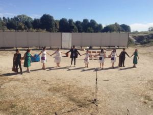 «Ολύμπια εν Δίω»: Οι Ισπανοί με «ΤΡΑΧΙΝΙΑΙ» στο Αρχαίο Θέατρο Δίου