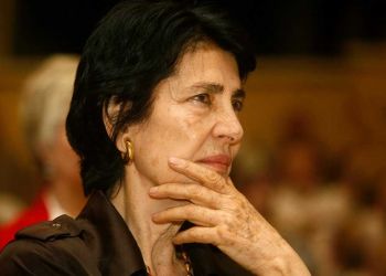 Πέθανε η σπουδαία ηθοποιός Ειρήνη Παπά Πέθανε η σπουδαία ηθοποιός Ειρήνη Παπά