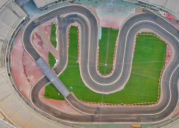 Ράλλυ Ακρόπολις: Υπερθέαμα στο ΟΑΚΑ με την υπερειδική – Δείτε πώς το γήπεδο έγινε πίστα!