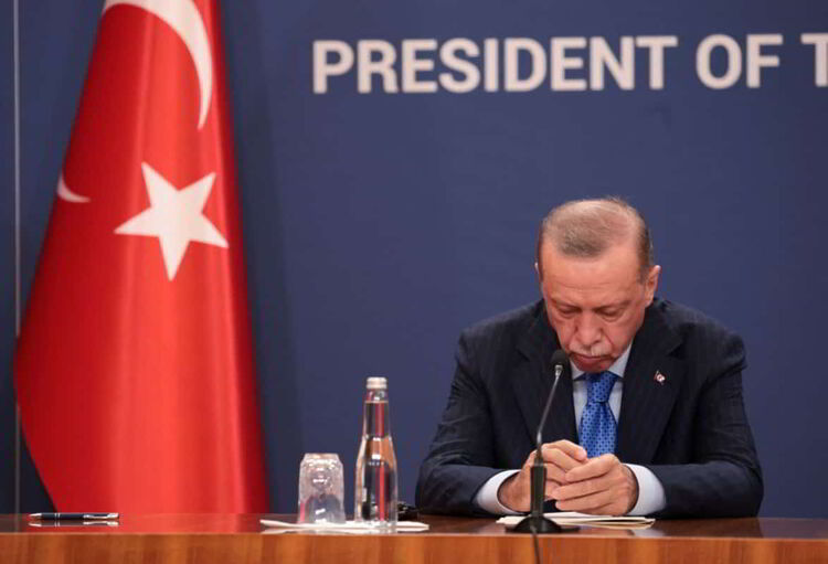 Τουρκικά Μμε Ειρωνεύονται Τον Ερντογάν: «Ξαφνικά Ένα Βράδυ… Μας Έδιωξαν»