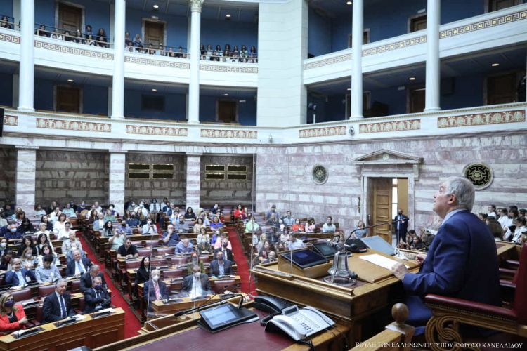 Εορταστική εκδήλωση της Βουλής για την Εθνική Επέτειο της 28ης Οκτωβρίου 1940. Τιμή στην Ελληνίδα του πολέμου του 1940 Εορταστική εκδήλωση της Βουλής για την Εθνική Επέτειο της 28ης Οκτωβρίου 1940. Τιμή στην Ελληνίδα του πολέμου του 1940