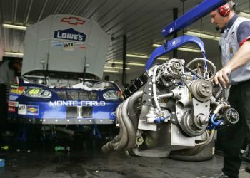 Ευρωπαϊκή Ένωση: Τέλος τα αυτοκίνητα με κινητήρες εσωτερικής καύσης από το 2035